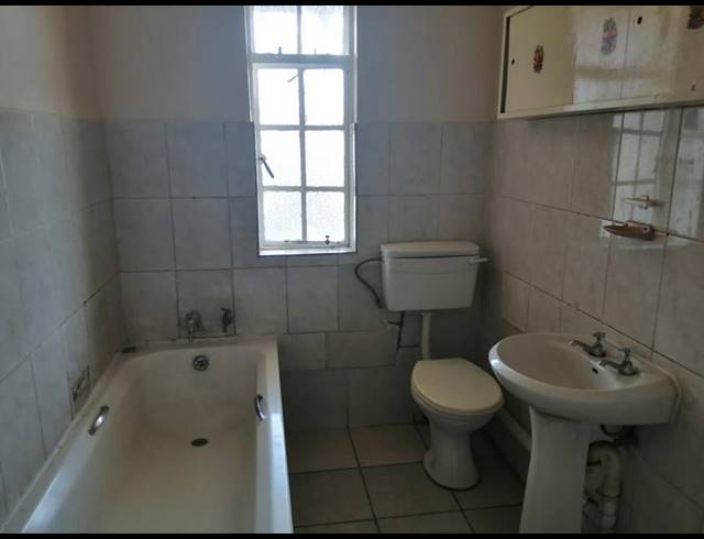 9 BEDROOM CLUSTER FOR SALE IN SELECTION PARK